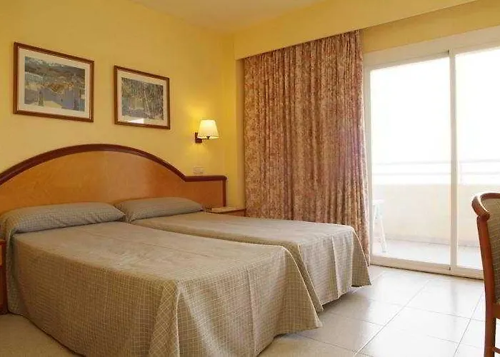 Отель Grupotel Taurus Park Плайя де Пальма