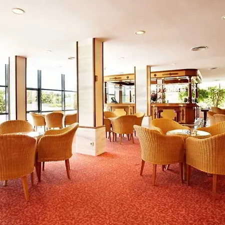 格鲁波泰尔金牛座公园酒店 酒店 帕尔马海滩